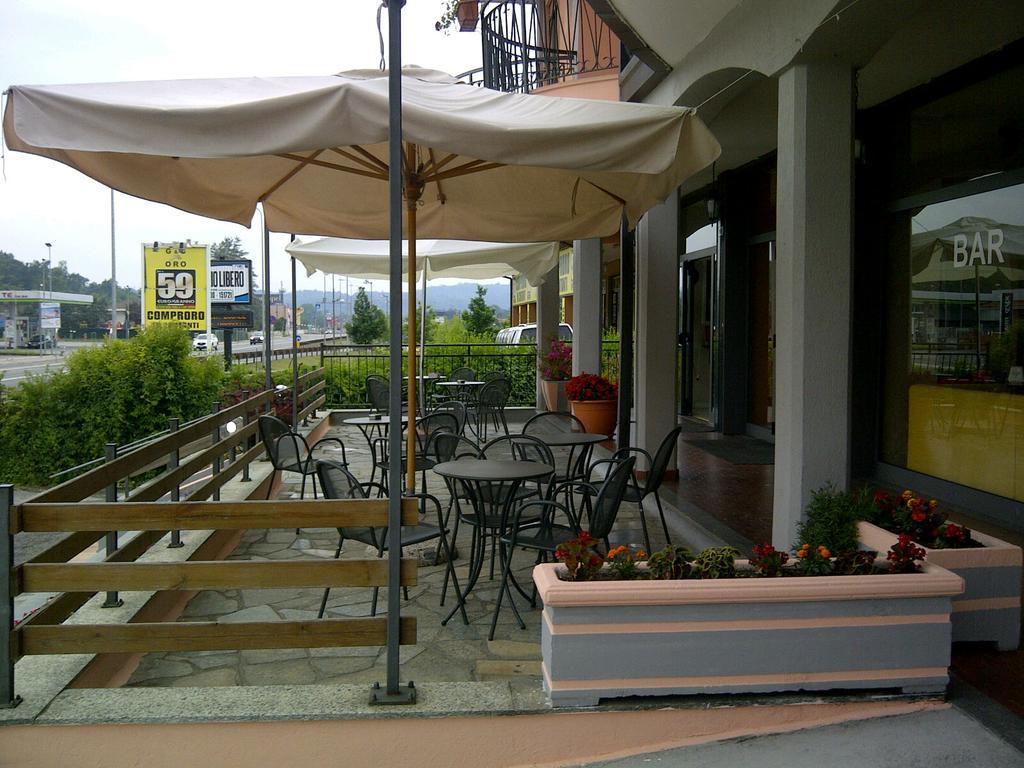 Hotel Lago Maggiore Кастеллетто-сопра-Тічіно Екстер'єр фото