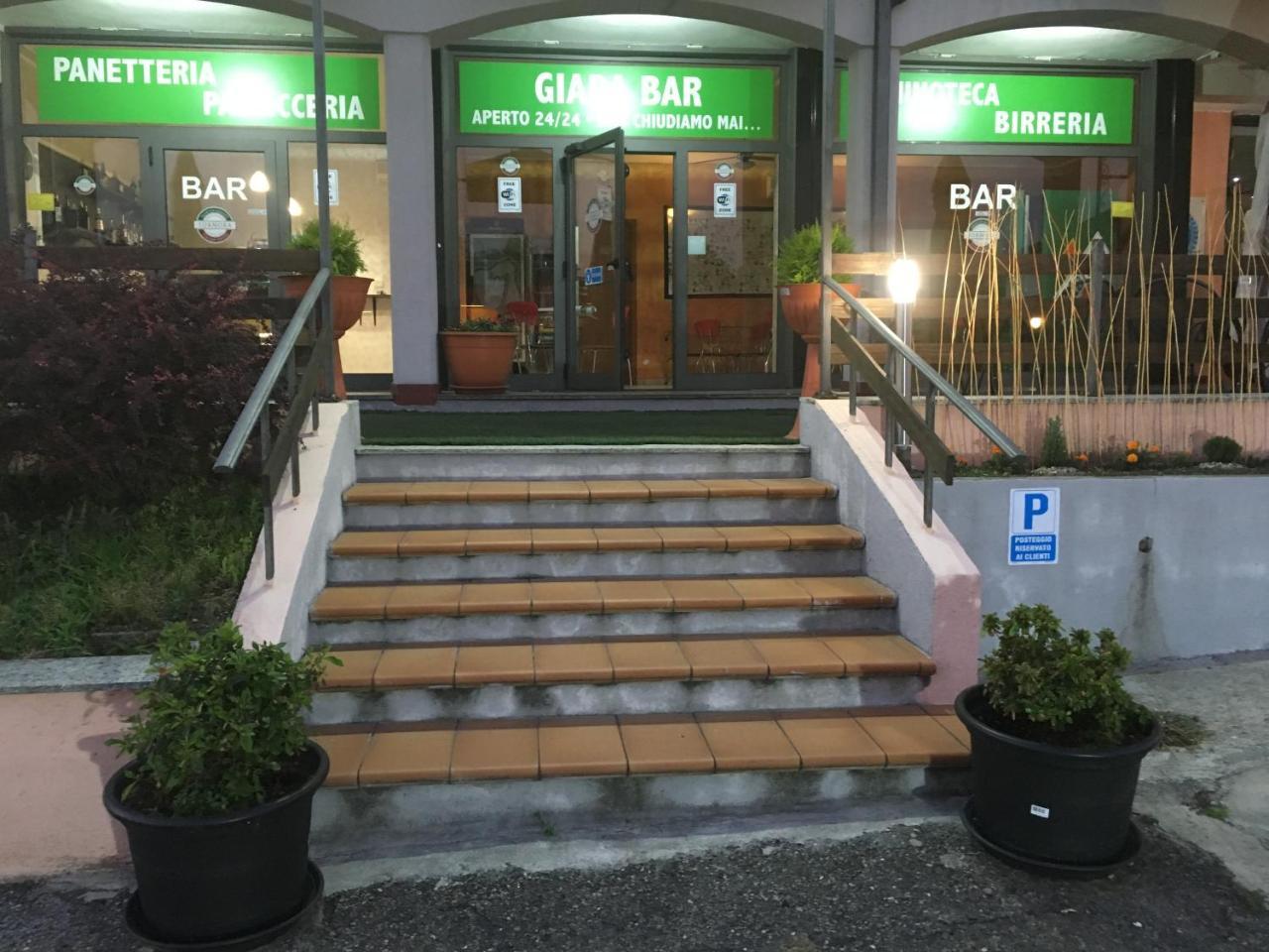 Hotel Lago Maggiore Кастеллетто-сопра-Тічіно Екстер'єр фото