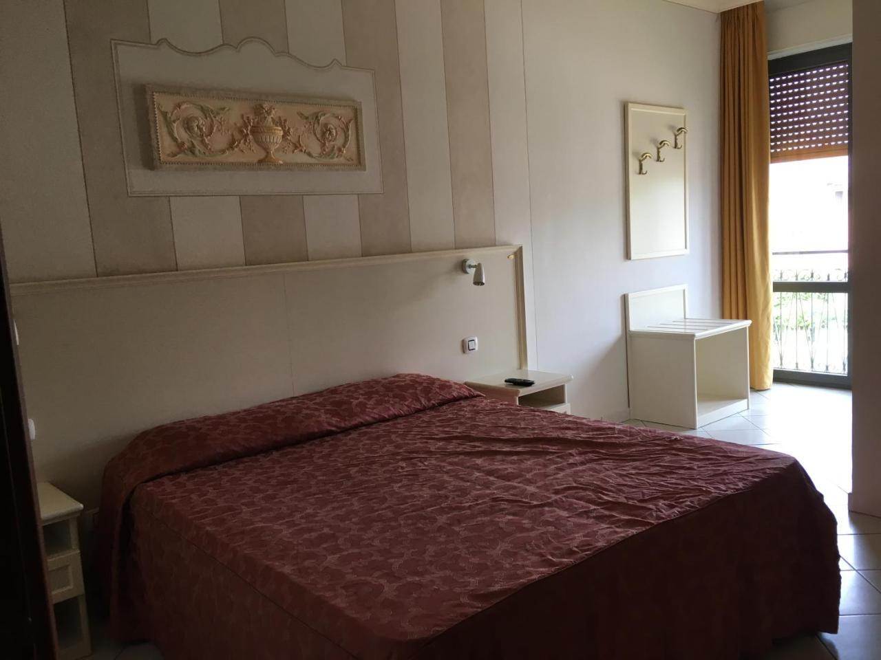 Hotel Lago Maggiore Кастеллетто-сопра-Тічіно Екстер'єр фото